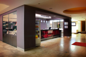 Sport Wellness Hotel Diplomat Rajeckie Teplice Słowacja oferuje zakwaterowanie nocleg wellness pokoje apartamenty wypoczynek