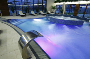 Sport Wellness Hotel Diplomat Rajeckie Teplice Słowacja oferuje zakwaterowanie nocleg wellness pokoje apartamenty wypoczynek